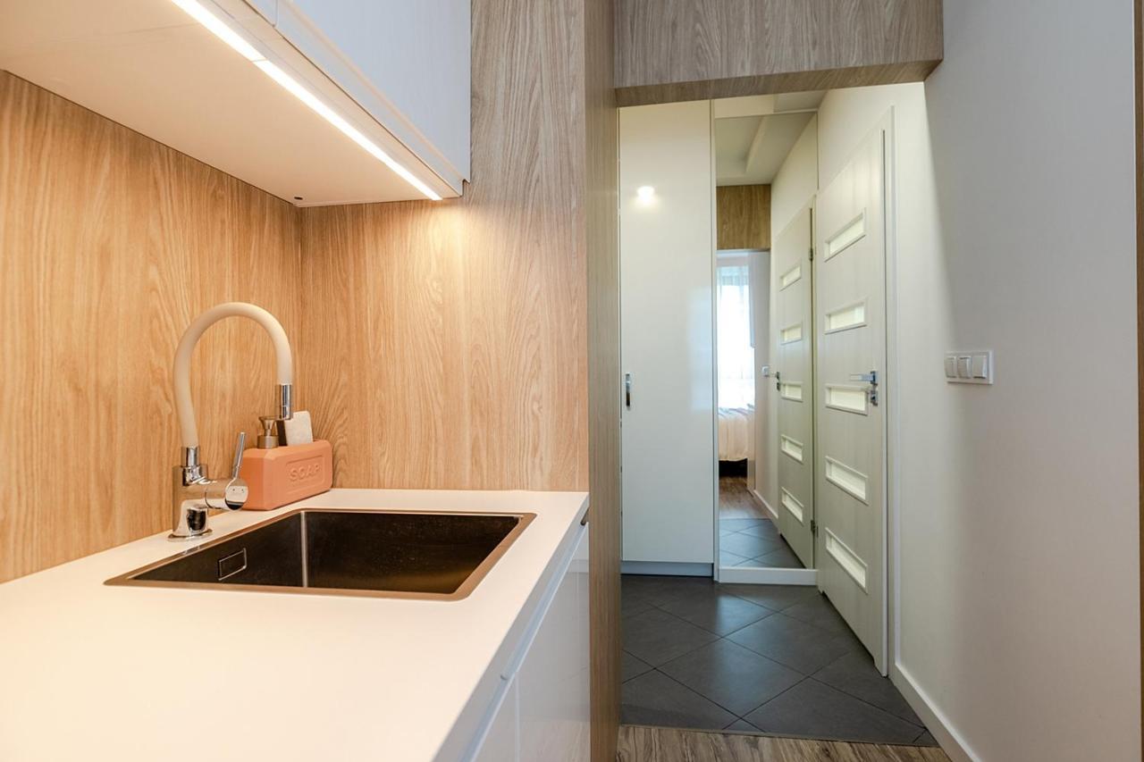 Studio Wola Apartament Kasprzaka - Wifi + Smart Tv Warsaw Exterior photo